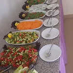 מלון Mikado אלאניה