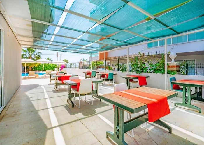 Mikado Hotel